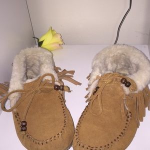 -native american styled moccasins🧡